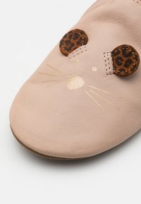 Robeez LEO MOUSE - Chaussons - rose