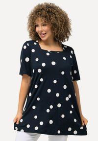 Ulla Popken POLKA DOT SHORT SLEEVE TEE - Triko s potiskem - marine