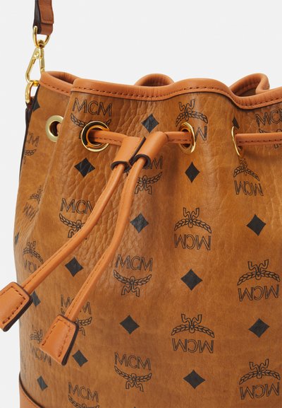 MCM DESSAU  - Borsa a mano - cognac