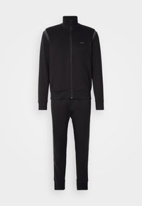 Unselected, black
