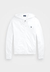 Weißer Reißverschluss-Hoodie aus weichem Material, mit einer Kapuze mit Kordelzug, Fronttaschen und einem kleinen marineblauen Logo auf der linken Brust.