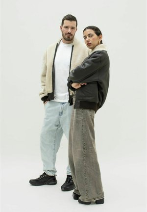 JUST THINGS WE LIKE, HOSHI REVERSIBLE SHEARLING JACKET - Leather jacket - dark brown