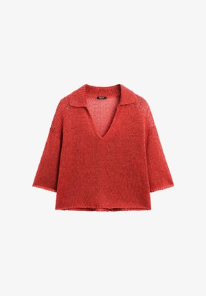 Pull en tricot rouge avec un décolleté en V et de larges manches à longueur de coude. Doté d'un col classique et d'une texture de point ouvert.