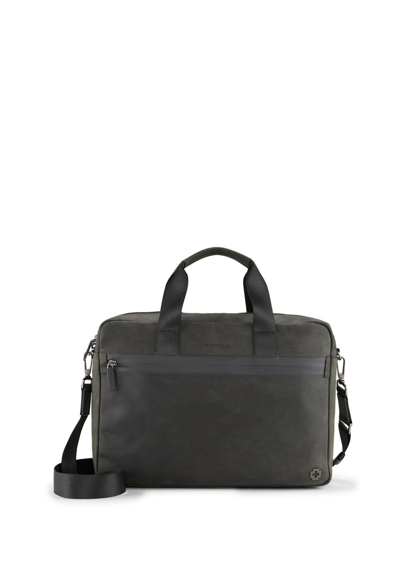 Bolso tote gris oscuro hecho de material texturizado. Presenta dos asas en la parte superior, una correa de hombro desmontable y un bolsillo frontal con cremallera que incluye un detalle del logo.