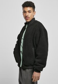 Urban Classics BOXY - Bomberjacke - black