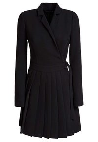 Abito avvolgente nero con maniche lunghe, gonna plissettata e vita cintrata. Realizzato in tessuto testurizzato con colletto a revers classico.