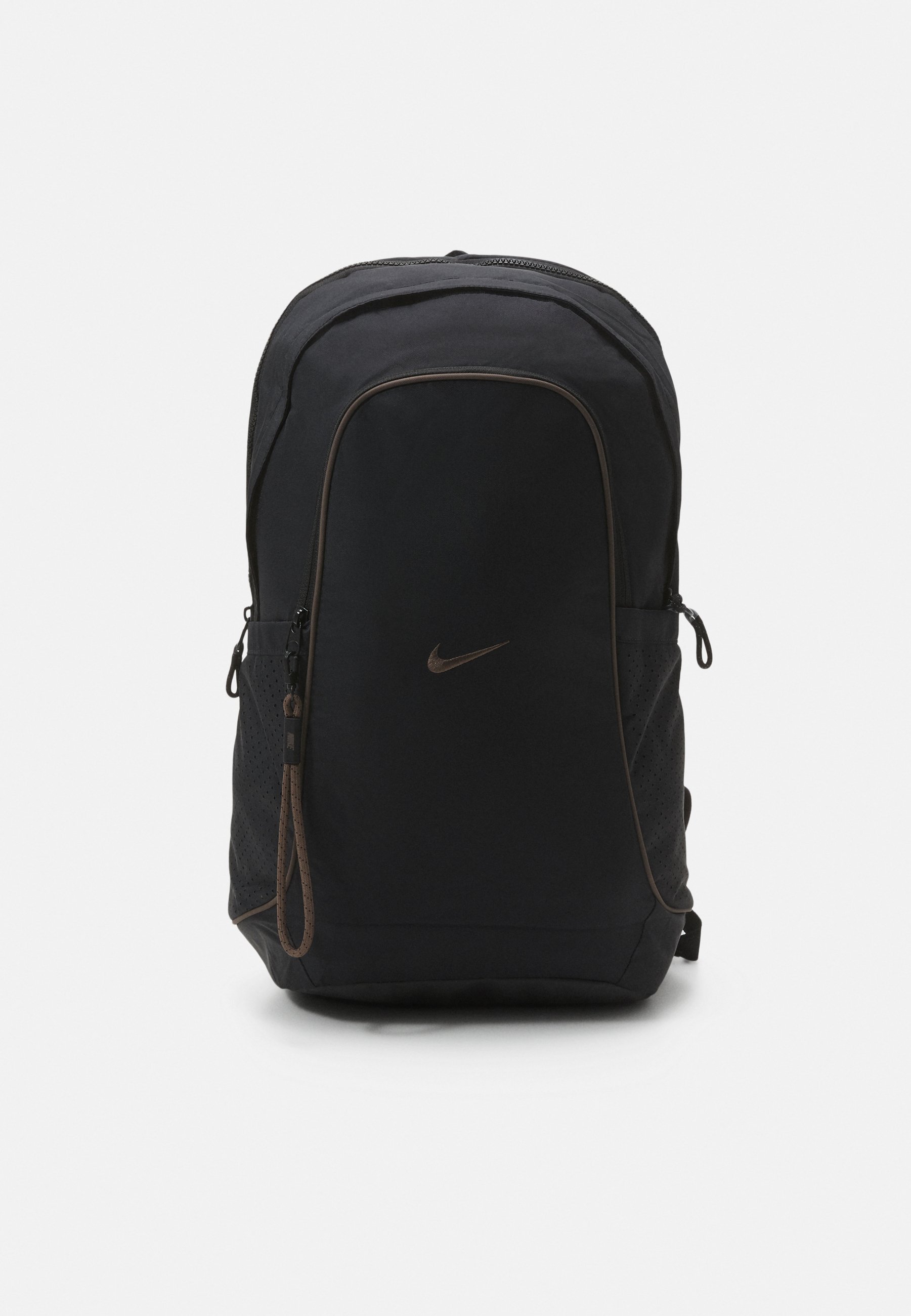 Nike Sportswear Essentials Backpack (20L) ubicaciondepersonas.cdmx.gob.mx