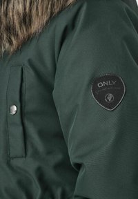 ONLY ONLIRIS - Wintermantel - scarab