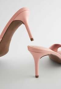 Next FOREVER COMFORT- REGULAR FIT - Mules med hæl - pink