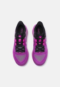 Nike Performance VOMERO - Chaussures de running sur route - hyper violet/white/black/vivid grape/beyond pink