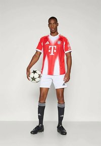 adidas Performance FC BAYERN 2025/2026 HOME AUTHENTIC JERSEY - Klubu apģērbs - red