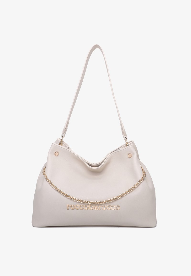 Borsa hobo beige realizzata in materiale sintetico liscio, con un accentuato in catena dorata e logo impresso sul davanti. Design morbido e informale.