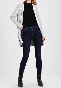 QS Kofta - mottled grey