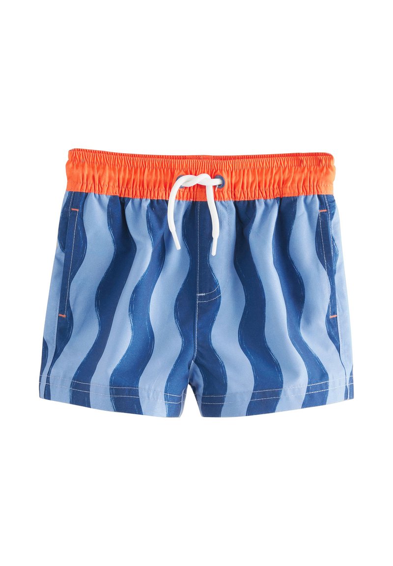 Pantaloncini da bagno blu con motivo ondulato in tonalità di blu scuro e azzurro, con elastico arancione in vita e coulisse bianca.