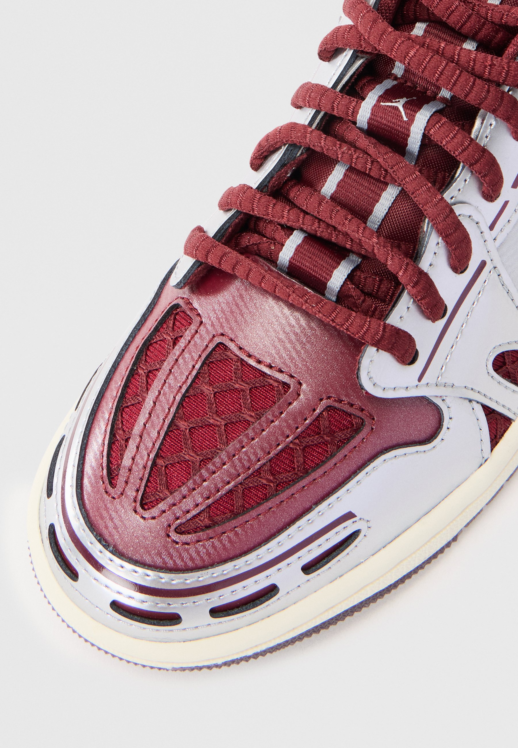 jordan air 1 metallic red