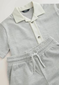 Unausgewählt, grey white textured