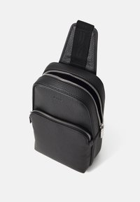 BOSS NEW CROSSTOWN - Torba čez telo - black
