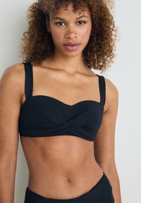 LASCANA - BANDEAU - Bikini top - black Thumbnail Image 1