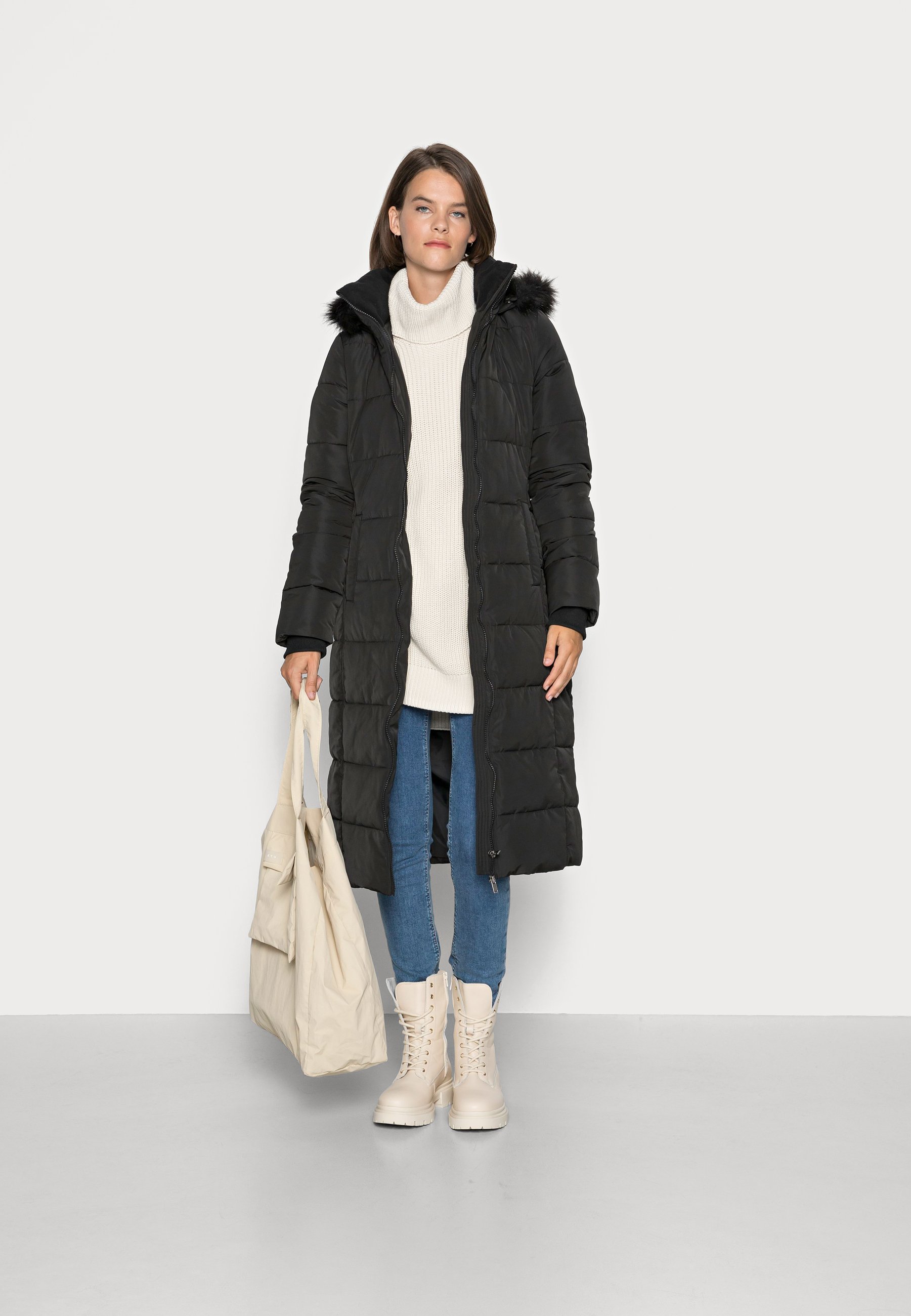 Anna Field LONG PUFFER WITH HOOD 