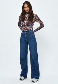 Minus MIDIVIA TURTLENECK 1 - Ilgarankovis viršutinės dalies drabužis - royal blue swirl print