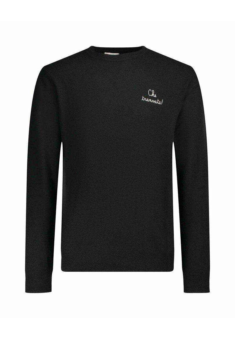 Maglione nero con maniche lunghe, scollo rotondo e la scritta "Che trattata!" ricamata in bianco sul lato sinistro del petto. Tessuto liscio, vestibilità classica.