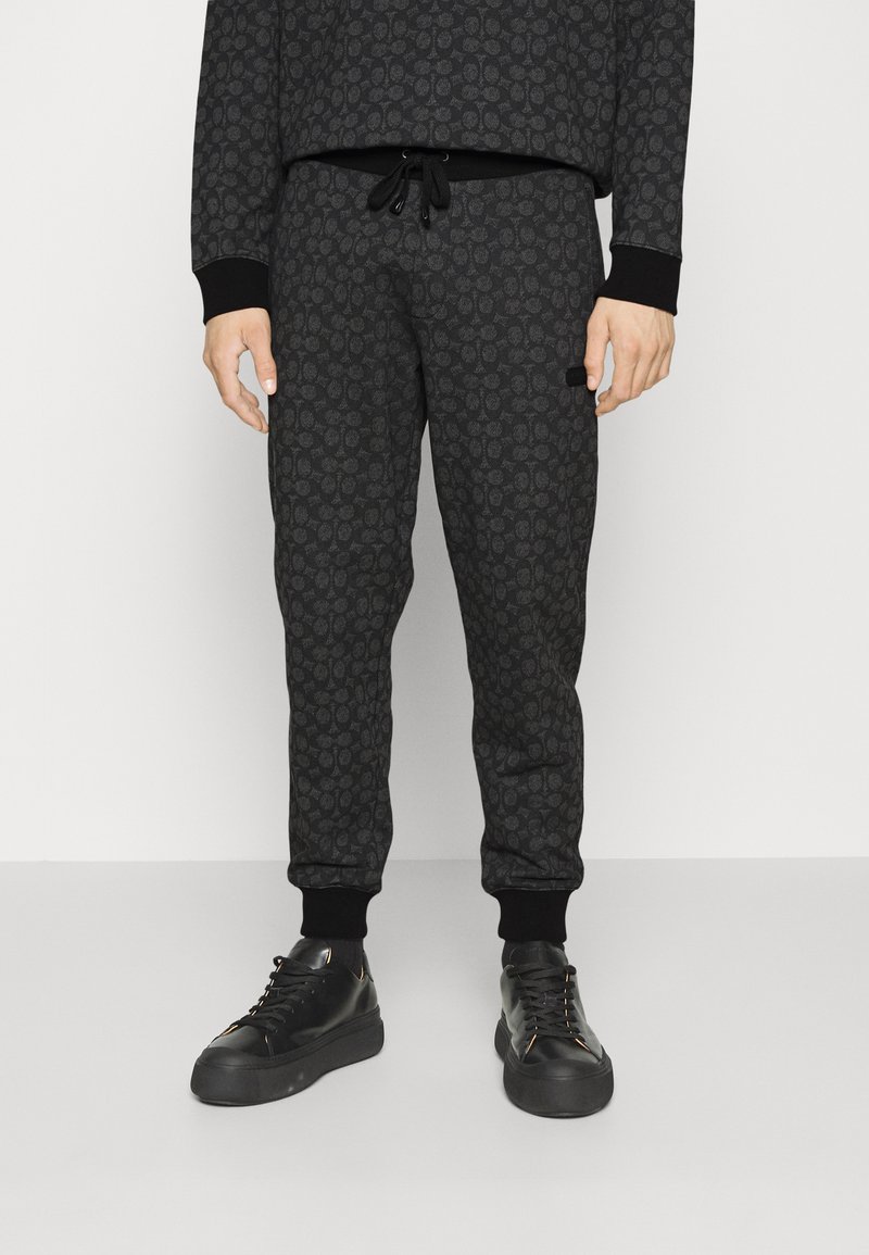 Coach ESSENTIAL JOGGER IN SIGNATURE Tracksuit bottoms charcoal
