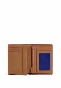 Portefeuille en cuir tan avec six emplacements pour cartes, compartiment zippé et fenêtre d'identité bleue. Fini texturé et design simple. Vue ouverte.