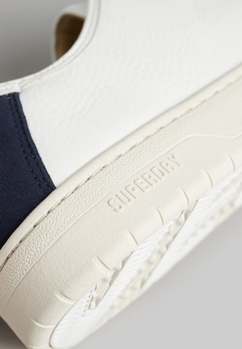 superdry pumps black