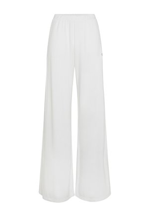 Weiße weit geschnittene Hose aus einem leichten Material, mit einem elastischen Bund und zwei seitlichen Taschen, in einer glatten, matten Textur.