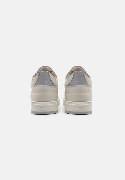 Filling Pieces Tenisice - off white