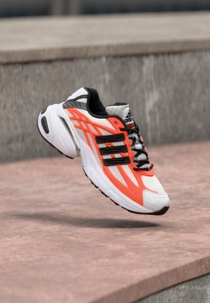 adidas Originals Tenisky - cloud white   core black   solar orange