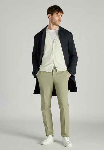 Slowear INCOTEX-ROYAL BATAVIA - Chino - green