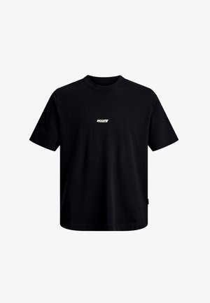 Schwarzes Baumwoll-T-Shirt mit kurzen Ärmeln und einem standardmäßigen Rundhalsausschnitt. Mit einem kleinen weißen Logo, das mittig auf der Brust platziert ist. Einfaches Design.