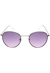 Pyöreät aurinkolasit, joissa on liukuväriset violetit linssit, ohut metallinen kehys ja silikoniset nenätyynyt. Kevyt muotoilu, joka sopii rentoon käyttöön.