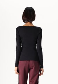 ONLY Tall ONLKIRA - Top s dlhým rukávom - black