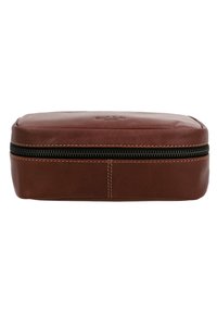 Borsa da toiletta rettangolare in pelle marrone con finitura testurizzata, cerniera nera e cuciture marroni chiaro, con un logo in rilievo discreto sulla parte superiore.