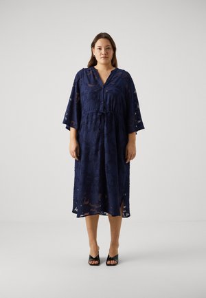 ONLY Carmakoma CARDELLAVINE 3/4 SHIRT DRESS - Abito a camicia - naval academy