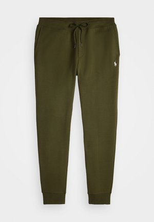 Olivengrønne sweatpants i blødt materiale, med snor i taljen, elastiske manchetter og et lille logo på venstre lår.