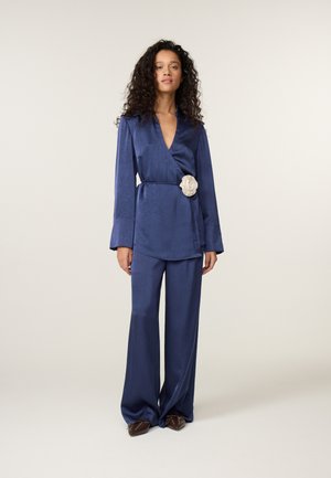 Fabienne Chapot, EMMA TROUSERS - Stoffhose - maritime blue