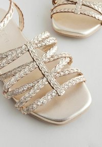 Next REGULAR FIT - FOREVER COMFORT SOFT STRAPPY - Páskové sandály  - mottled beige