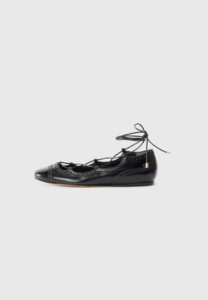 BROGUE - Slip-ons - black