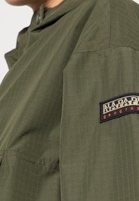 Napapijri Windbreakers - dark green