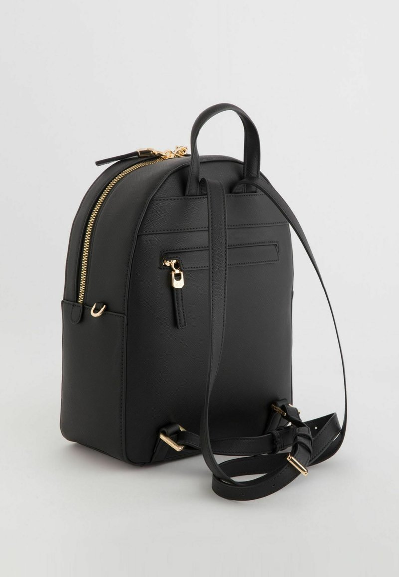 bleu de chauffe puncho leather backpack Puncho leather backpack