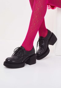 Cesare Gaspari Platform magas sarkúk - black