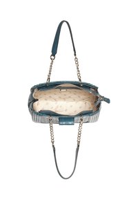 Teal konstläderväska med silverkedjesnodd, vadderad textur, dragkedjestängning och beige mönstrad inredning.