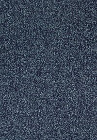 Tessuto lavorato a maglia blu navy con un motivo testurizzato, caratterizzato da fili intrecciati che creano un'apparenza sottile e marmorizzata.