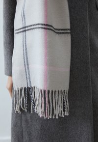 Anna Field Sall - grey,pink,black