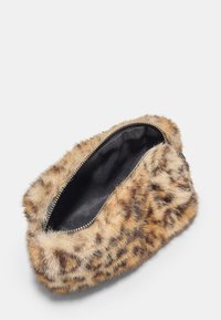 Faux fur clutch in leopard print, featuring a black interior and a silver zipper along the top, with a soft, textured exterior.