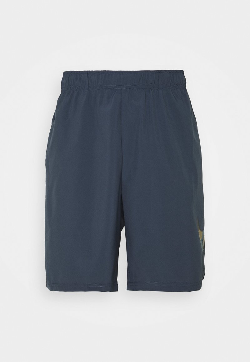 Short de sport bleu marine à taille élastique avec poches latérales et un petit motif près de l'ourlet inférieur sur la jambe droite.