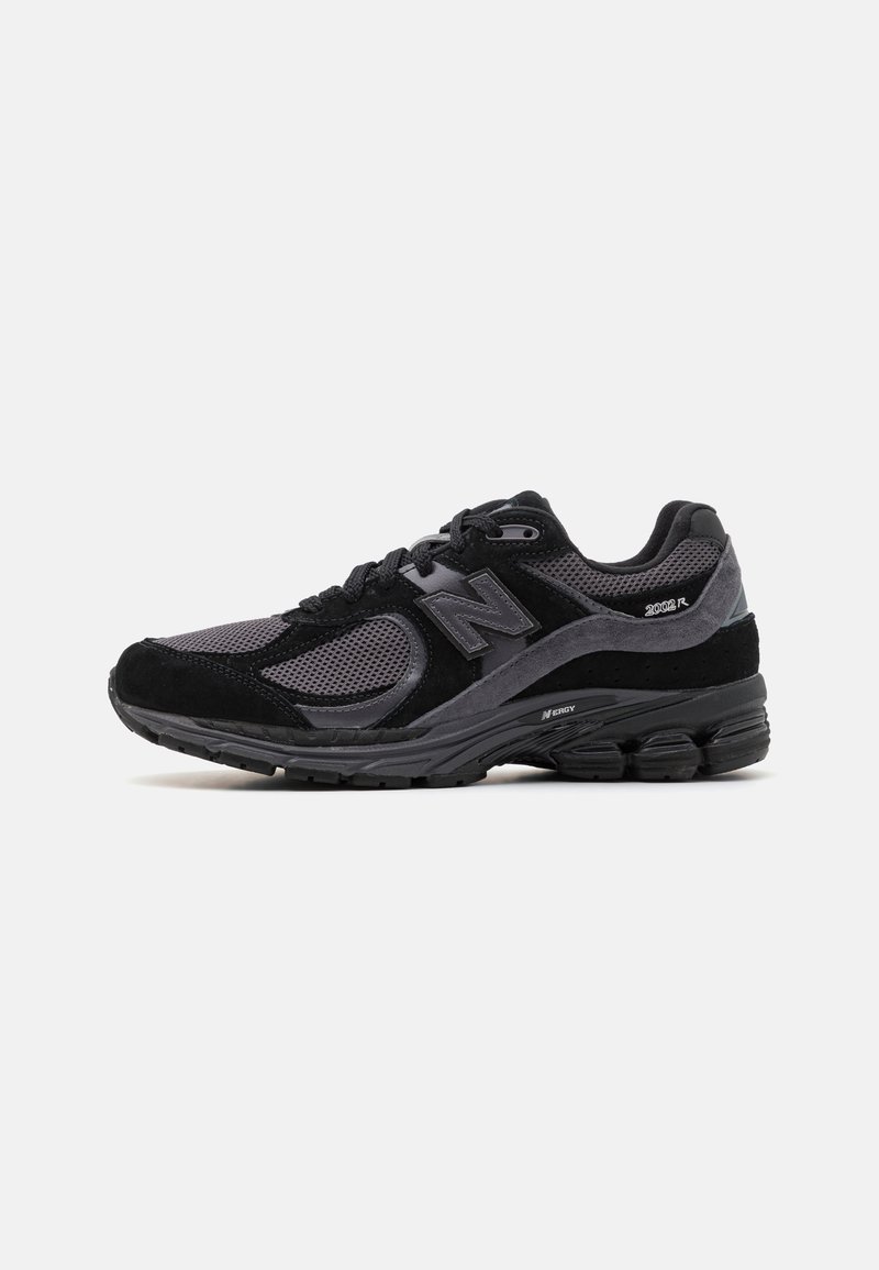 New Balance M2002 UNISEX - Sapatilhas - black
